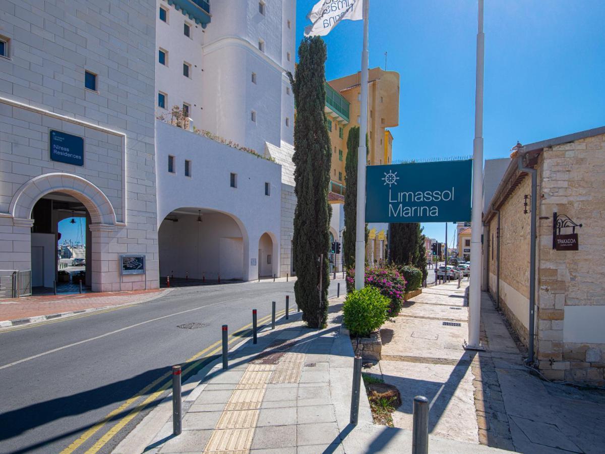 Sanders Cruise Limassol Bagian luar foto