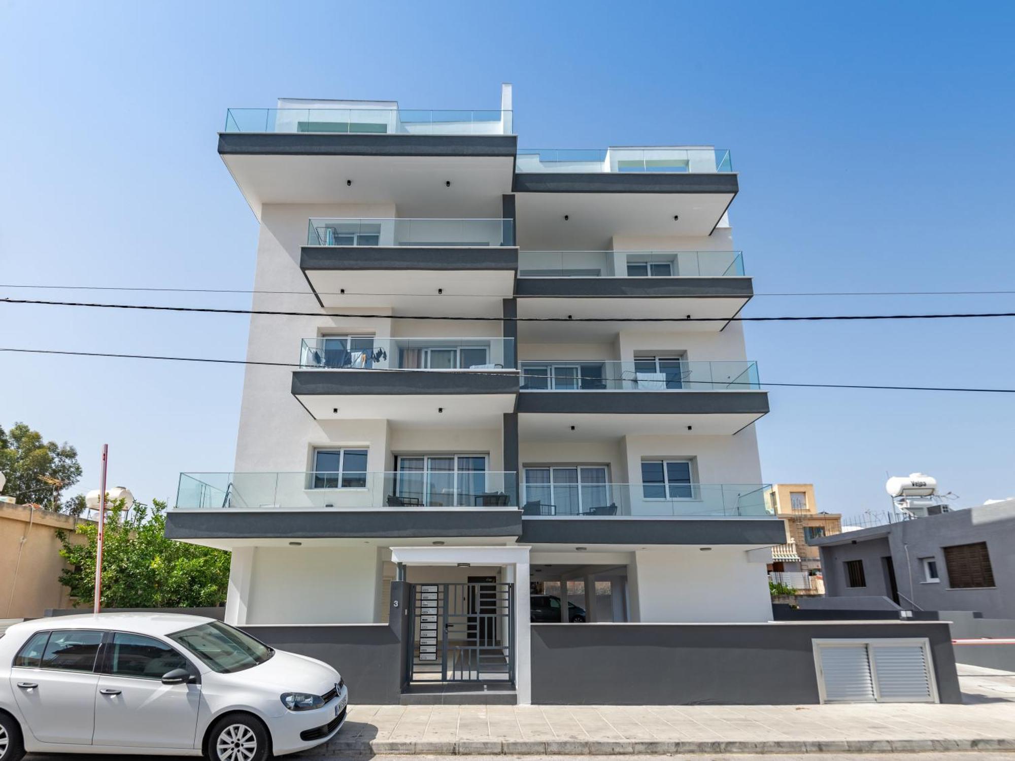 Sanders Cruise Limassol Bagian luar foto